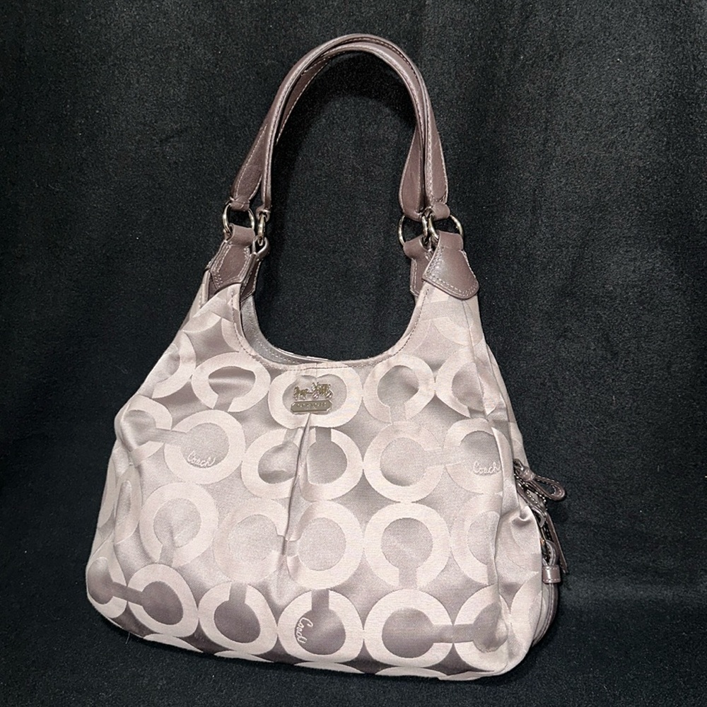 Coach Madison Maggie Grey Shoulder Bag